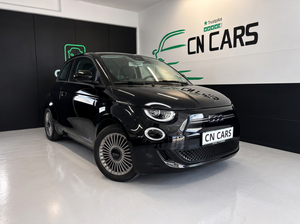 Fiat 500e i CN CARS' showroom i Skanderborg